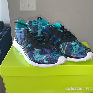 Brand new women’s adidas shoes never worn